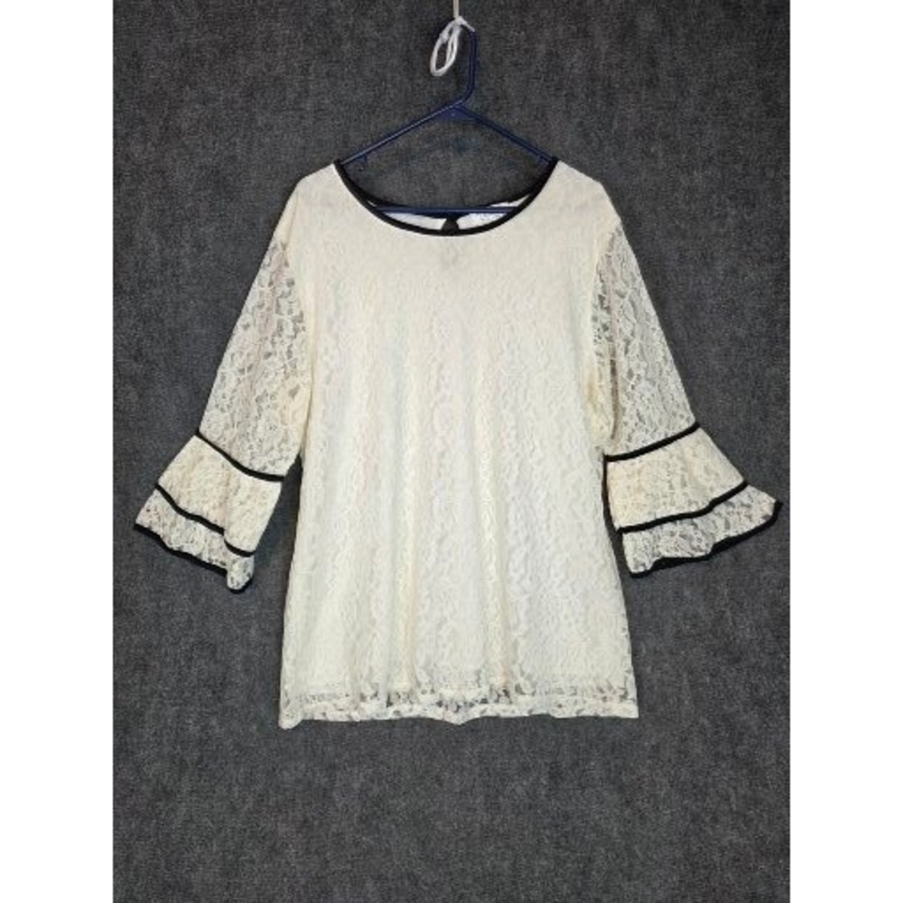 Eve & Maddie Women's Cream Lace Bell Sleeve Top Plus‎ Size 2X Whimsigoth Fairy